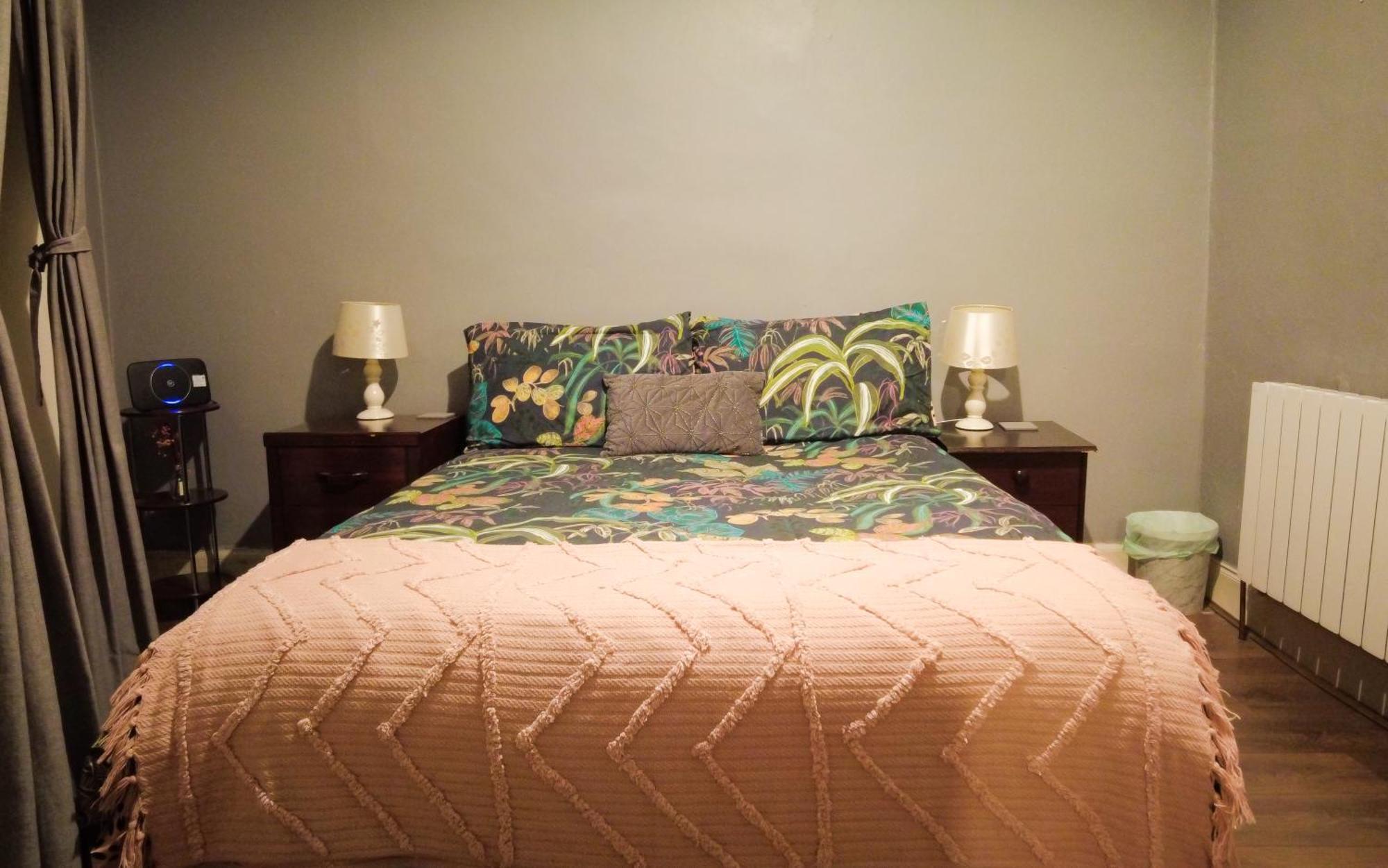 1 Bedrooms Flat In Haymarket, Heart Of Flat Sleeps 4 , Apartamento *